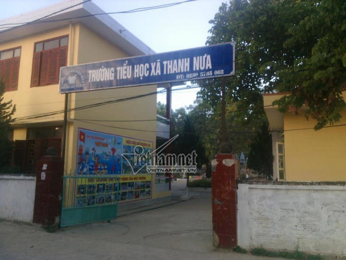 Từ đầu năm học đến nay, Trường Tiểu học Thanh Nưa không tổ chức dạy học ngoại ngữ cho học sinh với lý do giáo viên nghỉ thai sản. (Ảnh: Thanh Hùng)
