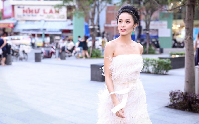 kiêu sa hơn, quyến rũ hơn.