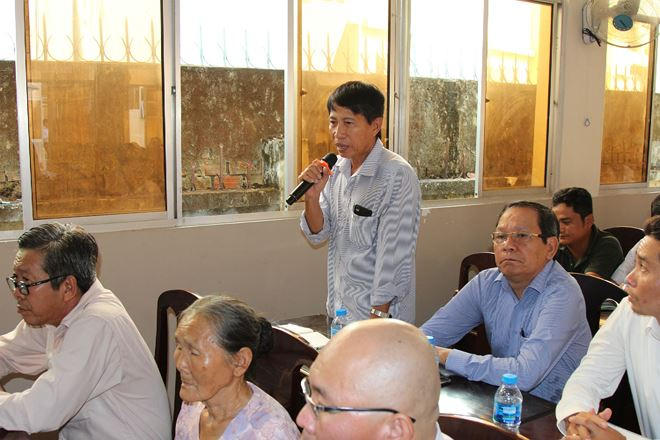 Bà con cử tri trình bày nhiều vấn đề nóng, được dư luận quan tâm