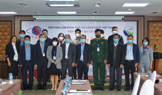 0e6f26f6ef8224dc7d93