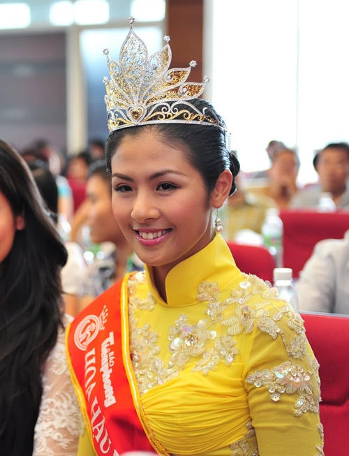 Nhan sắc Hoa hậu Đặng Thị Ngọc Hân thuở mới đăng quang.