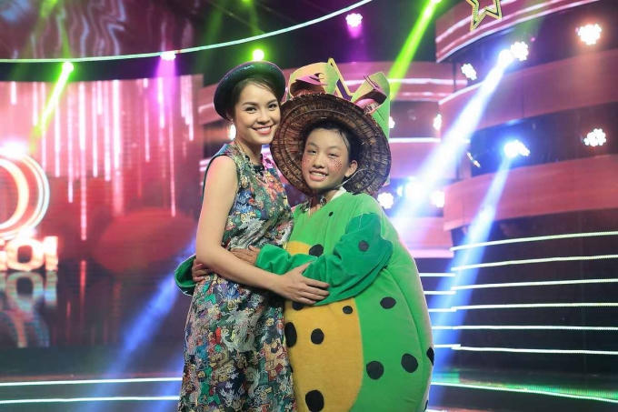 Thiên Ngân diễn Cóc kiện trời.