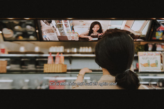 Đứng trước canteen rộng lớn, đông đúc của công ty, mình chợt nhớ  những lần còn được đứng ở canteen trường, thoái mái lựa chọn món ăn mà mình thích. Tiếng nói ấy, đã bao lâu rồi mình không nghe thấy nhỉ?