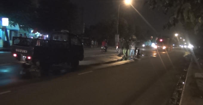 Cơ quan chức năng có mặt giải quyết.