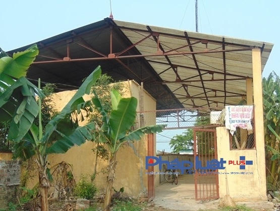 Khu tập kết rác bị bỏ hoang.