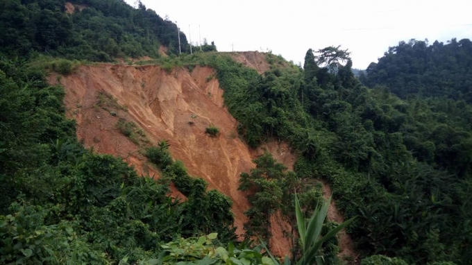 Khu vực đơn vị thi công đổ đất đá.