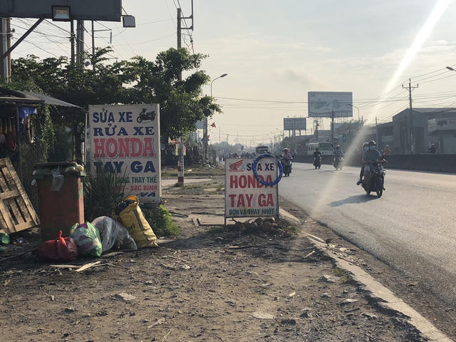 Các điểm vá xe dọc quốc lộ