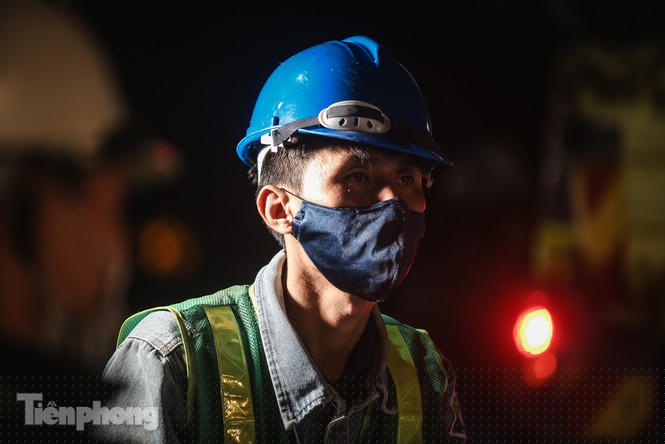 Lặng lẽ mưu sinh giữa chợ, ven hồ trong kỳ nghỉ lễ - ảnh 11