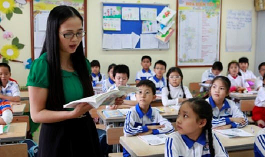 Áp dụng chế độ hợp đồng để tăng chất lượng đội ngũ giáo viên. Ảnh minh họa.