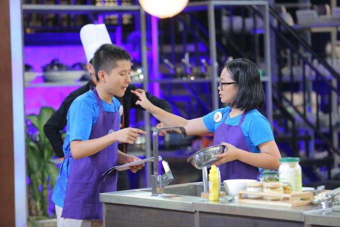 Thanh Hải v&agrave; Ho&agrave;ng Hải 'ganh tỵ' v&igrave; Đức Hải chọn Minh Anh