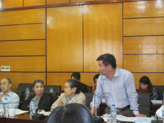 Tiến sĩ Luật Chương Văn Dũng phát biểu tại Hội thảo (Ảnh Lương Liễu).