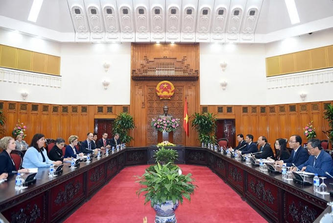 Thủ tướng Nguyễn Xuân Phúc nêu rõ, Việt Nam luôn coi trọng và củng cố hợp tác nhiều mặt với Thụy Sĩ.