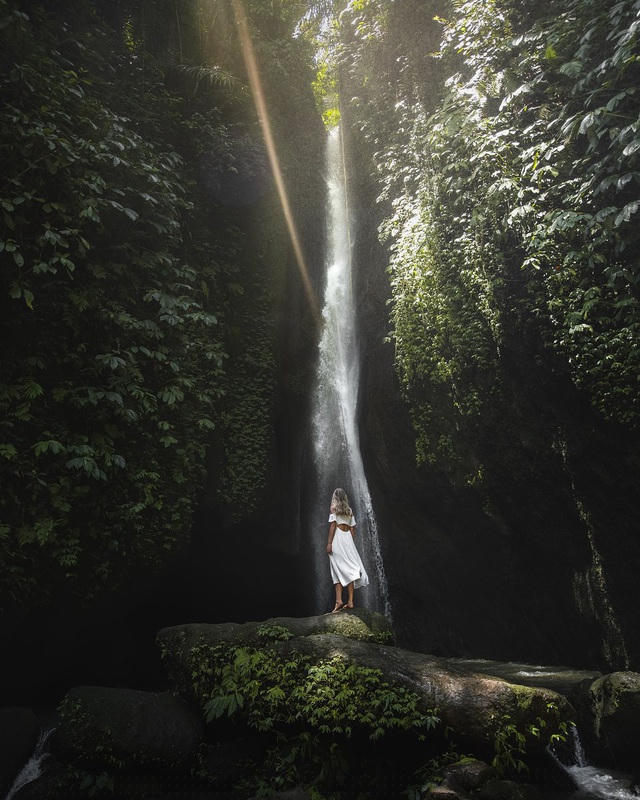 Bức “Vẻ đẹp thác nước” - Tác giả @maxbuiting (Hà Lan)