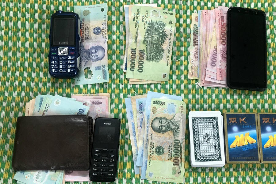 Tang vật liên quan đến hành vi đánh bạc.