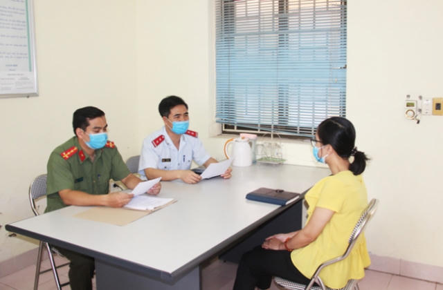 Thông tin sai sự thật về dịch Covid-19 trên Facebook một phụ nữ ở Hà Nam bị xử phạt