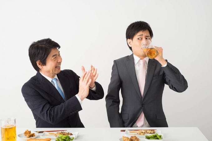 Rượu bia gây rối loạn tiêu hóa triền miên.