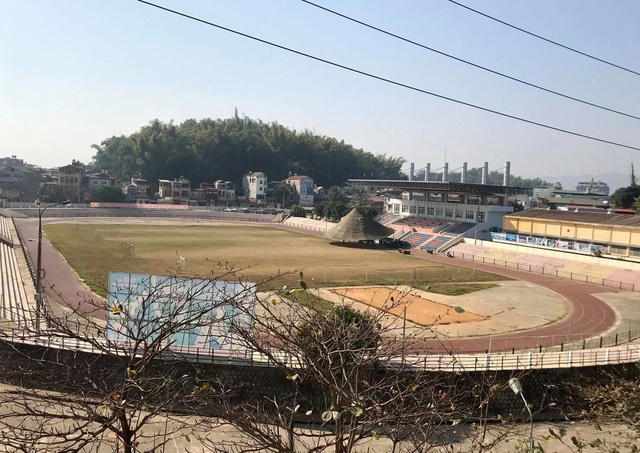 ân vận động tỉnh Điện Biên - nơi diễn ra phiên xét xử 9 bị cáo trong vụ sát hại nữ sinh Cao Mỹ D. (Ảnh: Trần Thanh).