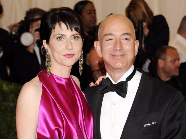 Tỷ phú Jeff Bezos và nữ nhà văn Mackenzie Bezos.