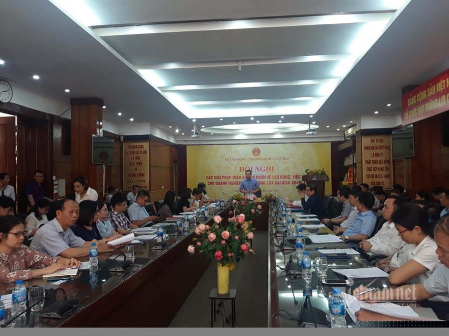 Thị trường lao động chịu ảnh hưởng nặng nề