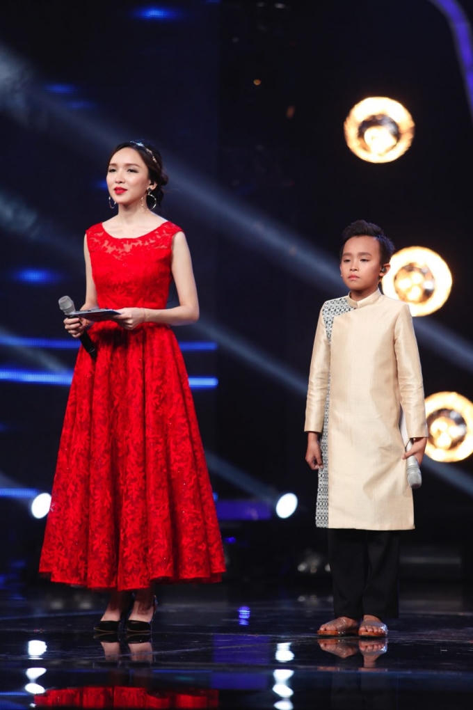 Vietnam Idol Kids: Hồ Văn Cường h&aacute;t cải lương khiến ban gi&aacute;m khảo