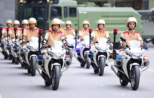 Đảm bảo trât tự, an toan giao thông cho Hội nghị quan chức cấp cao APEC. (Ảnh: Giang Huy)