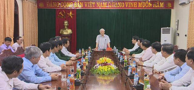 Tổng Bí thư Nguyễn Phú Trọng phát biểu tại cuộc gặp mặt lãnh đạo tỉnh Nghệ An.