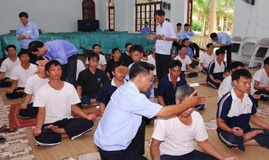 Bị kỳ thị khiến người nghiện khó có thể cai nghiện thành công (ảnh minh họa điều trị cho học viên tại một trung tâm GDLĐXH).