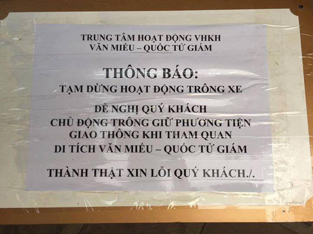 Vườn Giám - nơi vẫn diễn ra hoạt động trông xe cho du khách đến tham quan di tích đã không nhận trông xe vào sáng 30/11.