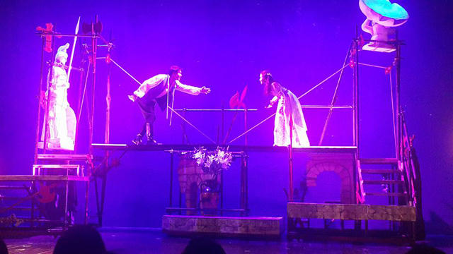 Cảnh trong vở "Romeo và Juliet".