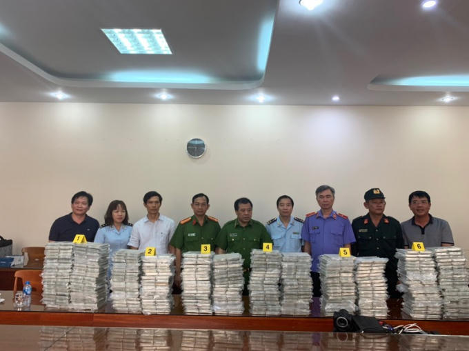 bat-3-doi-tuong-trong-duong-day-ma-tuy-khung-do-nguoi-dai-loan-cam-dau