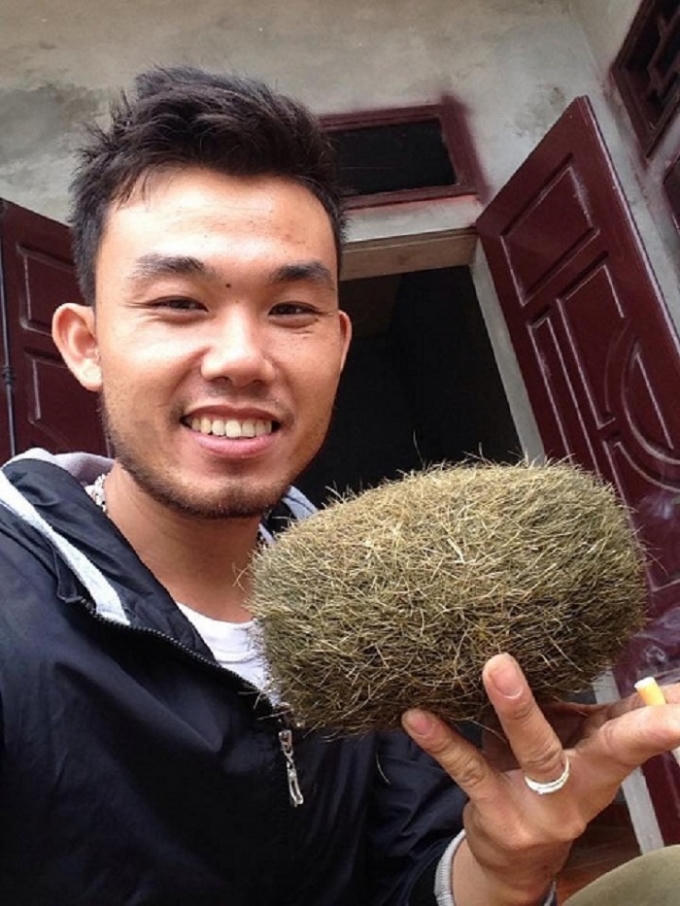 "Vật thể lạ này" trông rất giống với Cát lợn mà một người dân Trung Quốc đã tìm ra trước đó và đã được định giá 21 tỷ đồng.