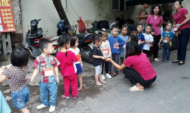 Giáo viên mầm non, không chỉ là trông trẻ. (Ảnh minh họa)