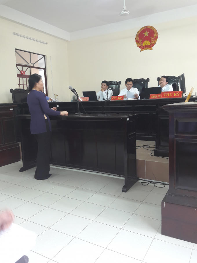 Bà Trúc - người được cho là cố tình cản trở thi hành án.