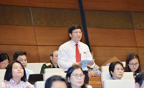 Đại biểu Mùa A Vàng (đoàn Điện Biên).