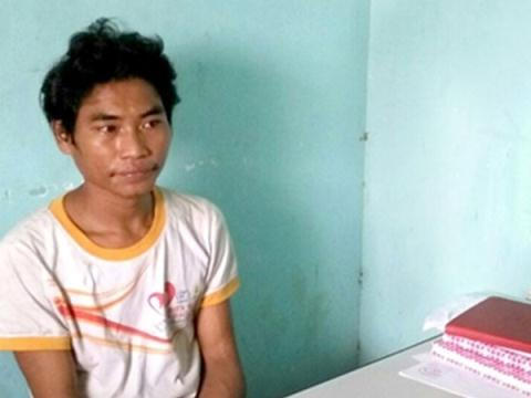 Đối tượng Đoàn Văn Út tại cơ quan điều tra. (Ảnh: báo Đất Việt)