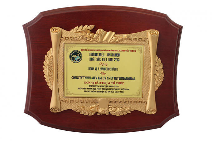 Zozomoon đạt được danh hiệu nhẫn hiệu- thương hiệu xuất sắc là nỗ lực của cái tâm vì khách hàng và sự sáng tạo.
