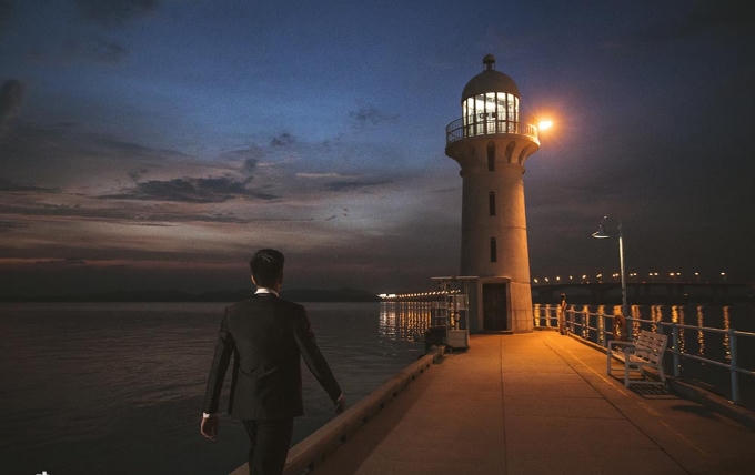 Qu&aacute;n qu&acirc;n Vietnam Idol Trọng Hiếu chạy