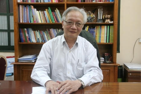 TS Tùng Lâm.