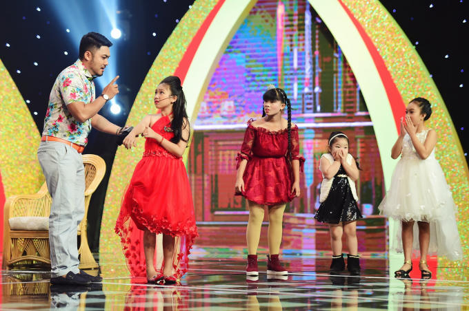 C&ocirc; b&eacute; h&oacute;a