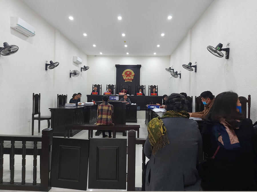 Toàn cảnh phiên tòa