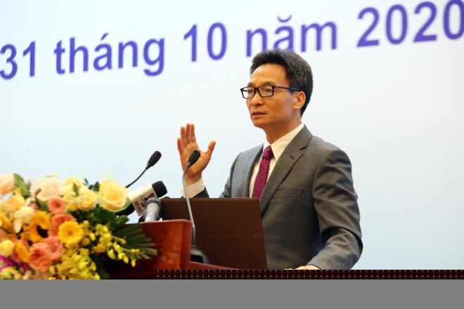Phó Thủ tướng Vũ Đức Đam: Vượt lên khó khăn, vượt lên chính mình, ngành giáo dục đã có được những bước tiến bộ toàn diện và nhiều mặt rõ ràng, vững chắc. (Ảnh: VGP)