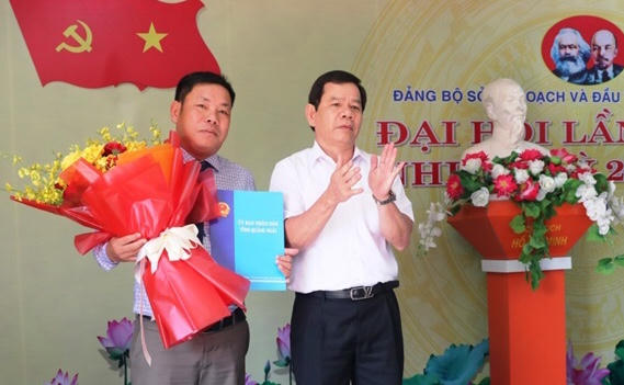 919655F0-3F90-4105-80BC-23EBA85433DF.