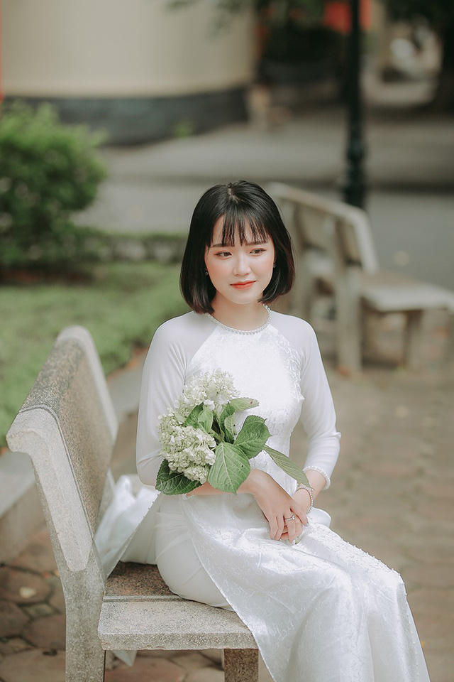 Mặc dù vậy, trong khi còn là sinh viên, Tâm cũng rất cố gắng để đạt thành tích tốt. Hiện tại, Tâm đang chuẩn bị cho kỳ thực tập sắp tới để có thể tốt nghiệp đại học. Sau đó, cô sẽ tập trung cho công việc kinh doanh.