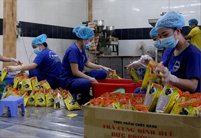 Trà Cung đình Huế được sản xuất theo phương pháp cổ truyền, không sử dụng chất phụ gia