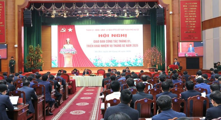 Các đại biểu dự Hội nghị giao ban.