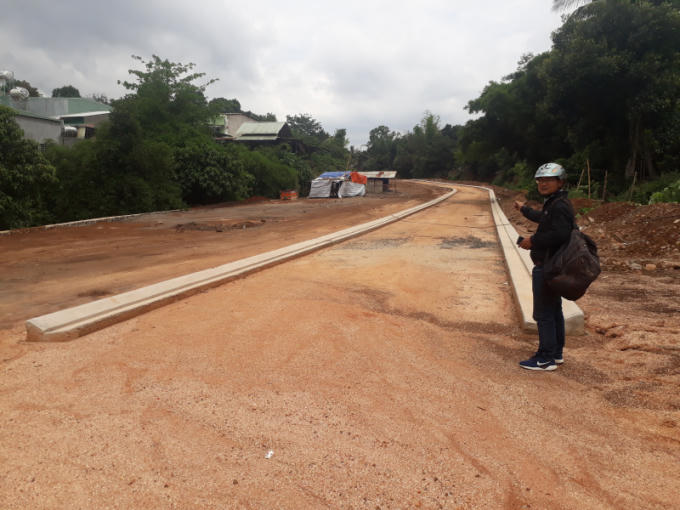 Cá nhân ngang nhiên lấp suối Yên Đỗ (P. Yên Đỗ, TP. Pleiku) nhằm mục đích phân lô bán nền.