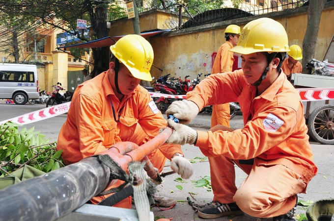 EVN H&agrave; Nội: T&igrave;nh h&igrave;nh hoạt động sản xuất kinh doanh th&aacute;ng 10/2017