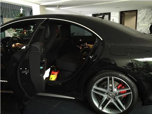 Chiếc xe Mercedes - AMG CLA 45 4MATIC có giá khoảng hơn 2 tỉ đồng. Ảnh: internet