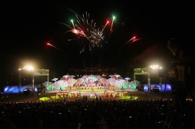Bế mạc Festival Huế 2016: Bồi hồi lắng đọng từng giây phút
