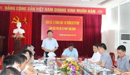 Bộ trưởng Lê Thành Long phát biểu tại buổi làm việc